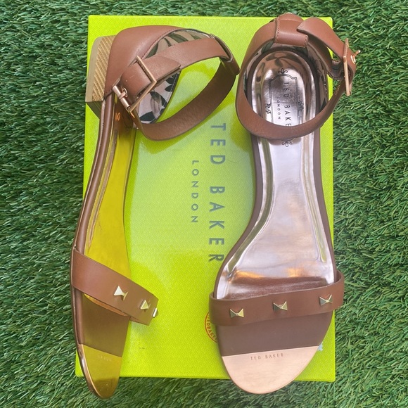Ted Baker London Shoes - NWOT Ted Baker Studded “Ovey” Leather Sandals